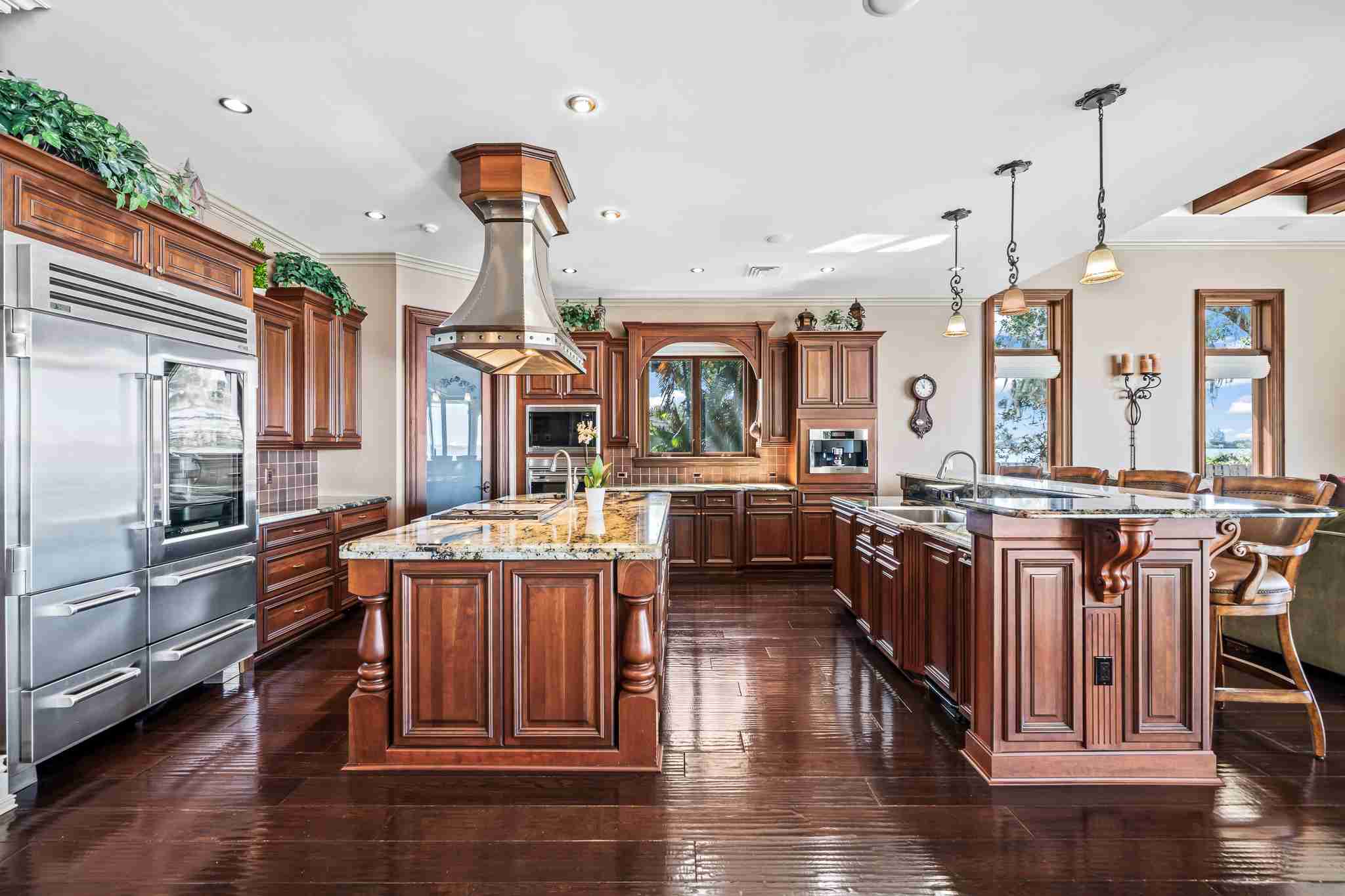 808 N Riverside Drive Indialantic FL 32903 (8) Well appointed kitchen in Indialantic Florida